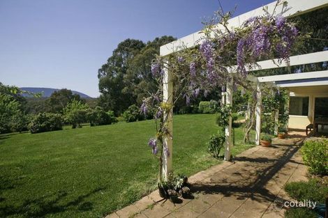 Property photo of 63 Old Ashbourne Road Woodend VIC 3442