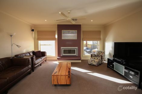 Property photo of 8 Sir Edward Drive Benalla VIC 3672