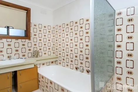 Property photo of 10 Felgate Close Tullamarine VIC 3043