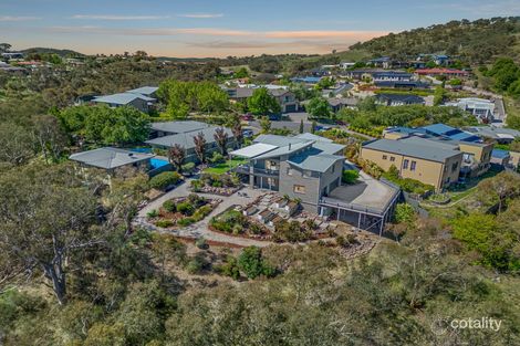 Property photo of 7 Laurence Close Jerrabomberra NSW 2619