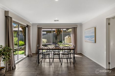Property photo of 7 Laurence Close Jerrabomberra NSW 2619