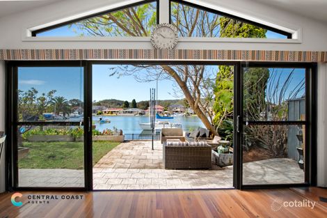 Property photo of 107 Helmsman Boulevard St Huberts Island NSW 2257