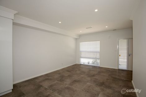 Property photo of 2/15 Broad Street Wagga Wagga NSW 2650