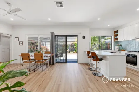 Property photo of 39 Coveside Avenue Safety Beach VIC 3936