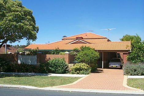 42 Calais Rd, Scarborough, WA 6019