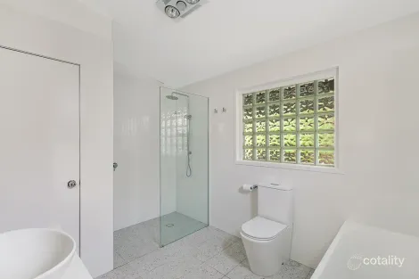 Property photo of 21 Broadwater Esplanade Bilambil Heights NSW 2486