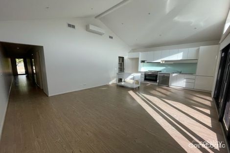 Property photo of 14C Miniata Way Manor Lakes VIC 3024