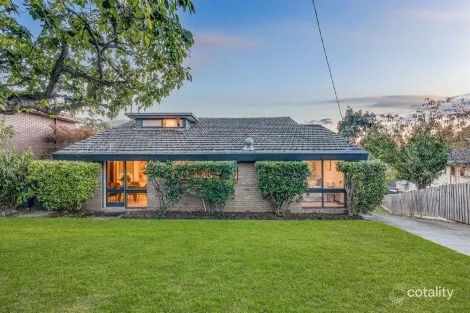 Property photo of 18 Burgundy Drive Doncaster VIC 3108