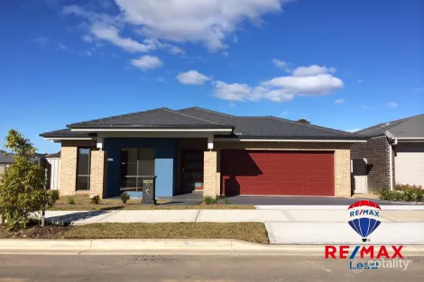 19 Elimatta Ave, Jordan Springs, NSW 2747