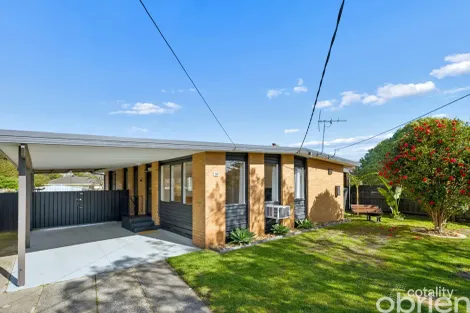 16 Hoya Cres, Frankston North, VIC 3200