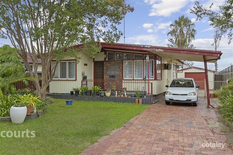 Property photo of 22 Gasmata Crescent Whalan NSW 2770
