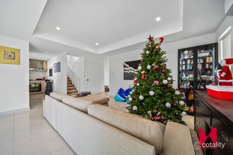 Property photo of 32A Hooson Way Wilson WA 6107