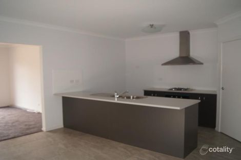 Property photo of 2 Blanche Close Kyneton VIC 3444