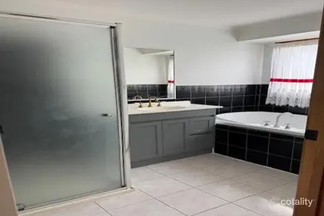 Property photo of 27 Bicentennial Crescent Meadow Heights VIC 3048