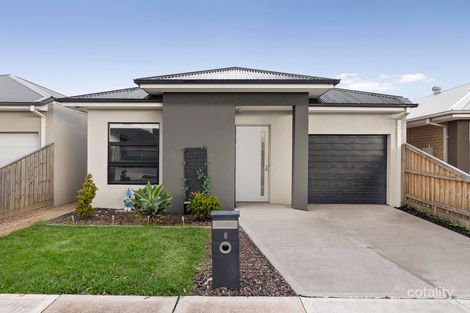 8 Numbat Dr, Beveridge, VIC 3753