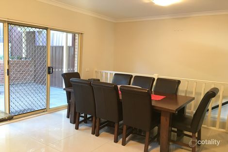 Property photo of 2/13 Dobson Crescent Dundas Valley NSW 2117