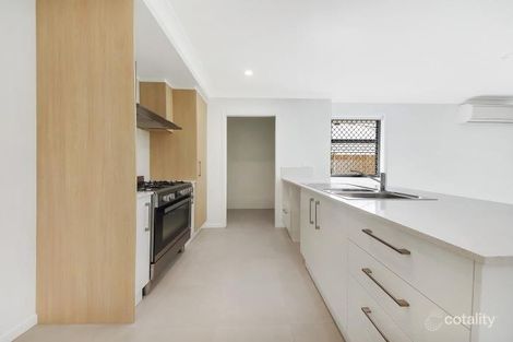 Property photo of 14 Baronet Place Pallara QLD 4110