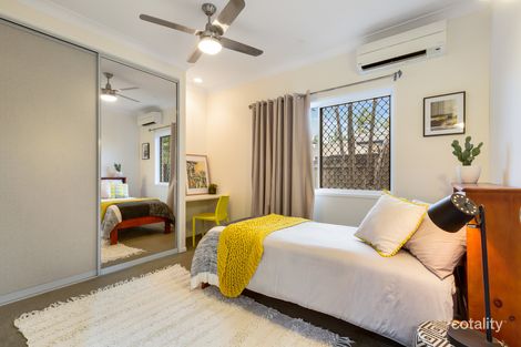 Property photo of 8 Anglers Parade Blacks Beach QLD 4740