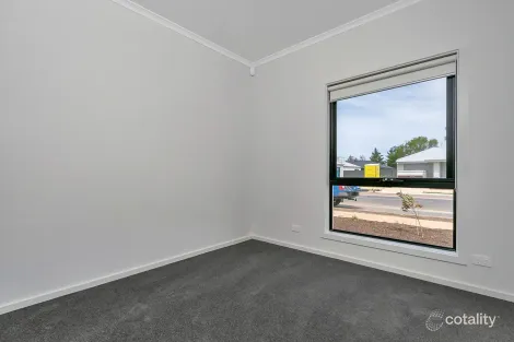 Property photo of 6 Hatcher Road Munno Para Downs SA 5115