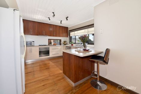 Property photo of 4 Camlarni Close Avondale Heights VIC 3034