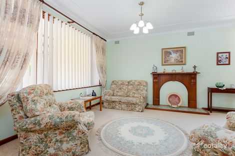 Property photo of 14 Lucas Crescent Adamstown Heights NSW 2289