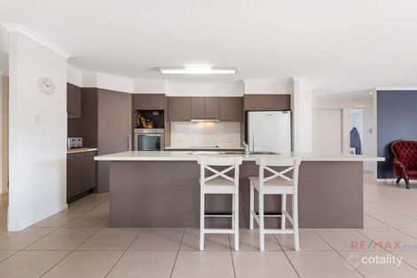 Property photo of 3 Hillview Crescent Little Mountain QLD 4551