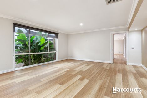 Property photo of 10 Cherry Tree Lane Narre Warren VIC 3805