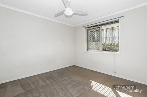 Property photo of 47 Chesterfield Crescent Kuraby QLD 4112