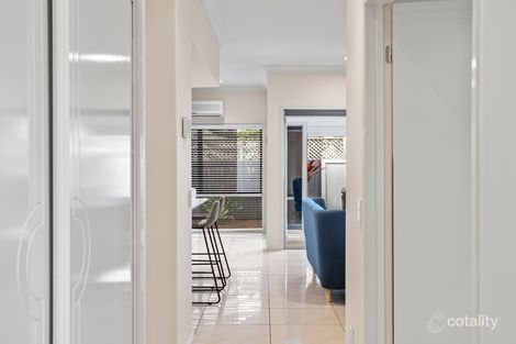Property photo of 2/42 Bayview Street Runaway Bay QLD 4216