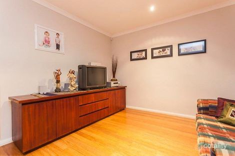 Property photo of 1/126 Telford Crescent Stirling WA 6021