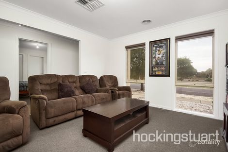 Property photo of 41 Lakewood Boulevard Melton VIC 3337