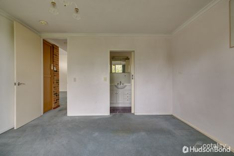 Property photo of 10 Rathmullen Quadrant Doncaster VIC 3108