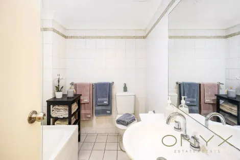 Property photo of 1/370-374 Forest Road Bexley NSW 2207