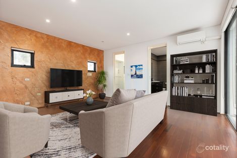 Property photo of 37 Narrawong Road Caulfield South VIC 3162