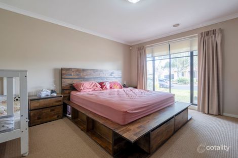 Property photo of 5 Fairhaven Avenue Beveridge VIC 3753