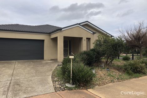 Property photo of 2 Brownlow Drive Point Cook VIC 3030