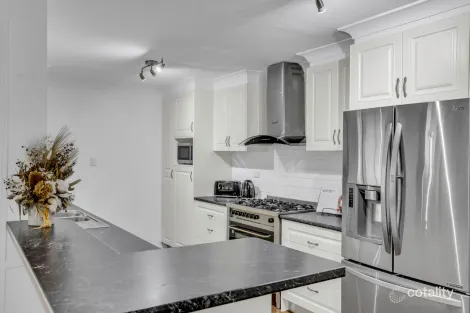 Property photo of 34 Teresa Drive Munruben QLD 4125