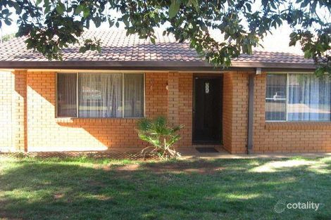 Property photo of 2 Greenway Place Dubbo NSW 2830