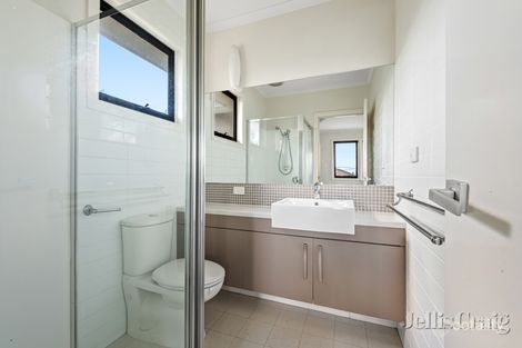 Property photo of 1/98 Bamfield Road Heidelberg Heights VIC 3081