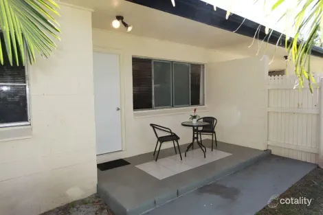 Property photo of 2/2 John Street West End QLD 4810