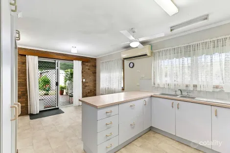 Property photo of 86 Cunningham Street Urangan QLD 4655