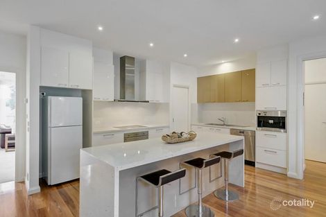 Property photo of 4 Inverness Way Balwyn North VIC 3104
