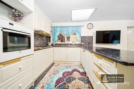 Property photo of 10 Justin Circuit Hampton Park VIC 3976