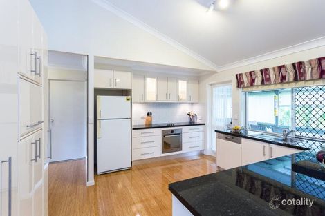 Property photo of 17 Osprey Drive Thornlands QLD 4164