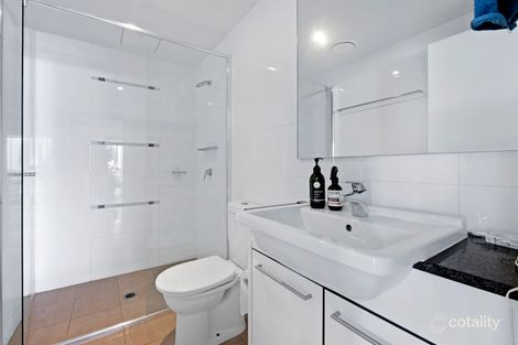 Property photo of 1606/22 Surf Parade Broadbeach QLD 4218