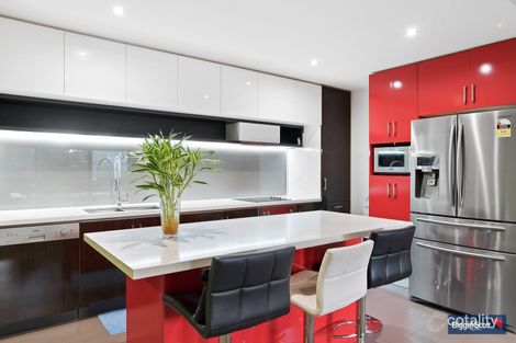 Property photo of 11 Eucalyptus Drive Maidstone VIC 3012