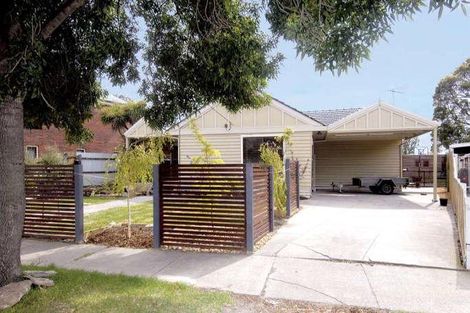 Property photo of 36 Conifer Avenue Brooklyn VIC 3012