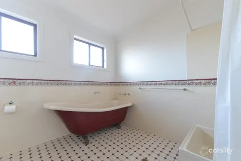 Property photo of 102 Bong Bong Road Horsley NSW 2530