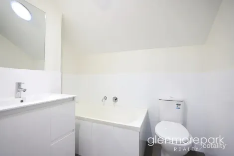 Property photo of 2/10 Braddon Street Oxley Park NSW 2760