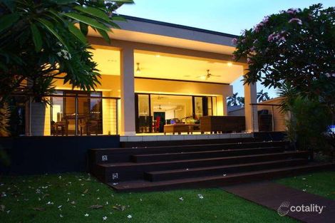 Property photo of 21 De Haviland Avenue Benowa QLD 4217